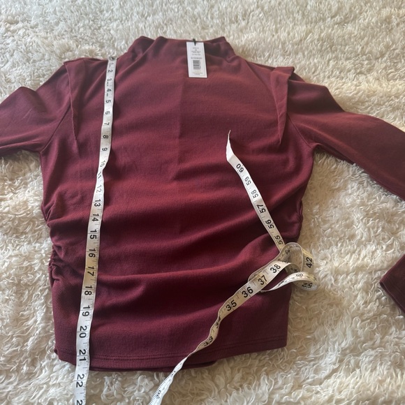 Michael Stars Denise Ultra Rib Top in Boysenberry Burgundy Size Medium NEW - Picture 7 of 11